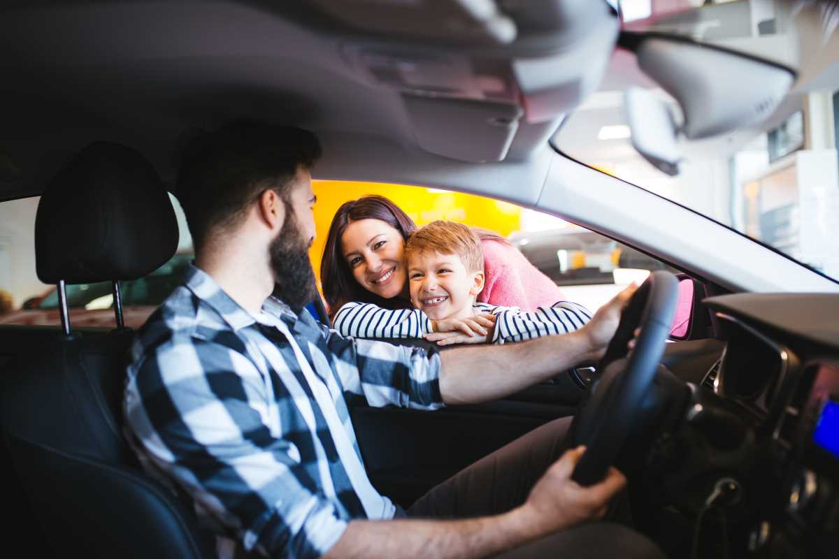 How to Navigate Car Rentals with Kids in Tow
