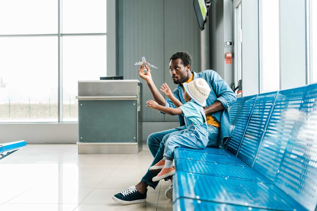 Smooth Travel through International Airports with Young Ones