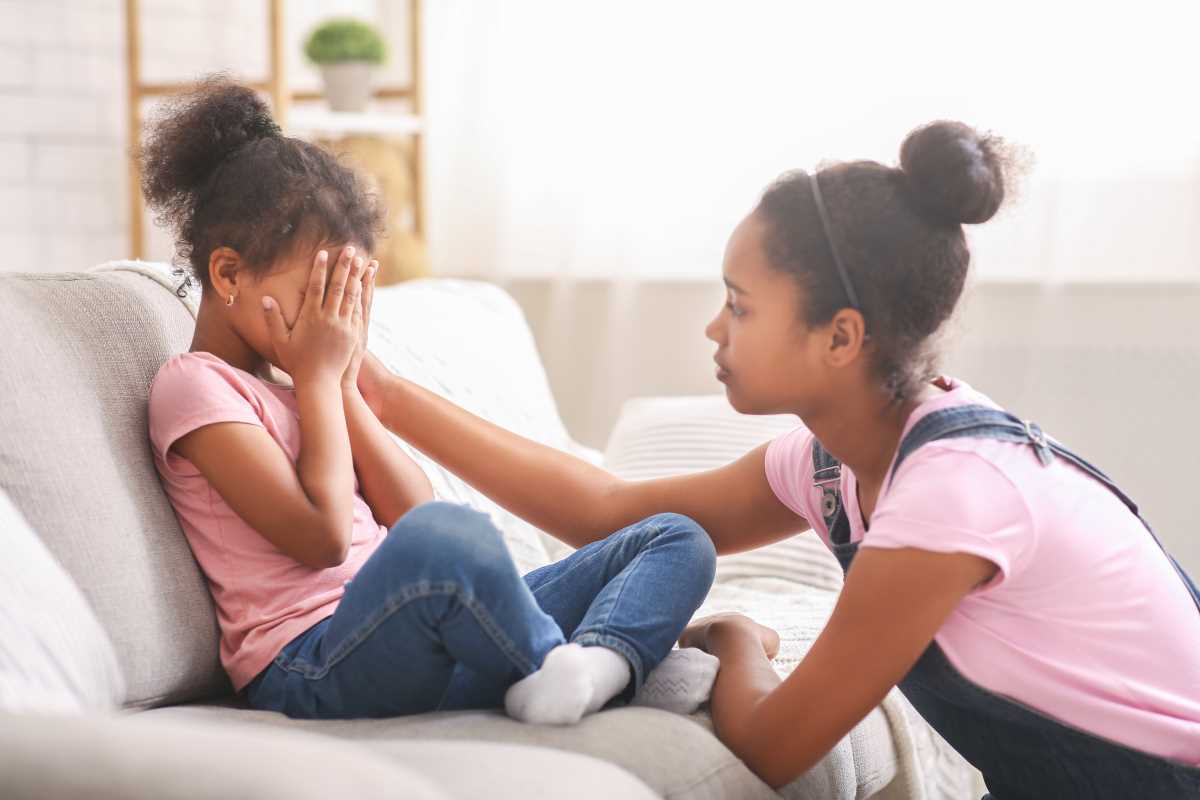How to Encourage Positive Sibling Interactions During Major Life Changes